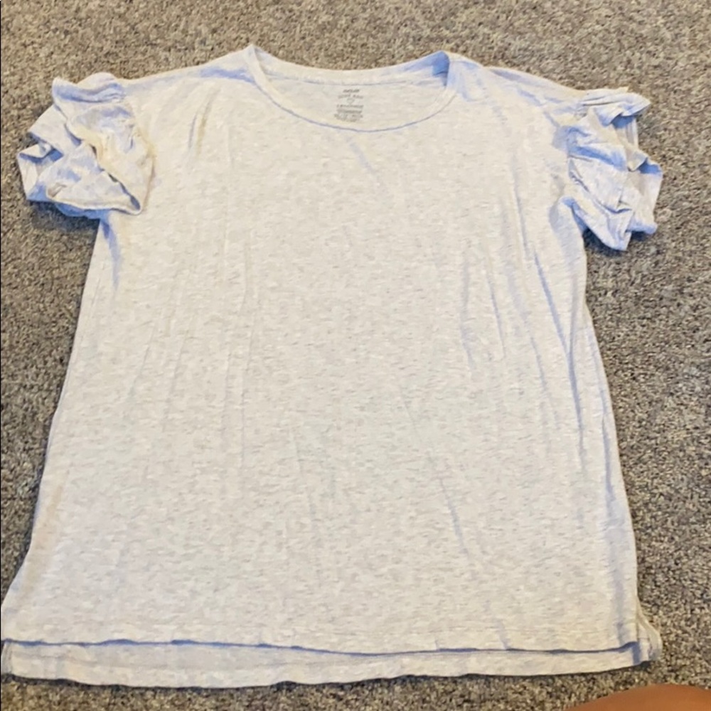 Gray short sleeve top